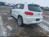 Volkswagen Tiguan R-Line WVGAV7AX5GW082255 снимка
