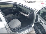 Toyota Camry Le 4T1DBADK9SU003886 fotografie
