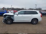 Volvo Xc90 B6 Plus Bright Theme 7-Seater YV4062PE5R1221240 photo