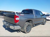 Toyota Tundra Sr5 5.7L V8 5TFDW5F15GX561566 photo