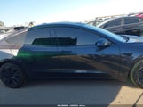 Tesla Model 3 Long Range Dual Motor All-Wheel Drive/Rear-Wheel Drive 5YJ3E1EAXRF747934 снимка