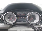 Buick Regal Sportback Essence W04GP6SX9J1121333 photo