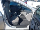 Hyundai Elantra Se KMHDH4AE2FU276401 снимка