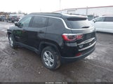 Jeep Compass Latitude 4X4 3C4NJDBNXRT591490 снимка