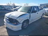 Chevrolet S-10 Ls 1GCCS19WXX8134160 снимка