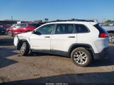 Jeep Cherokee Sport Fwd 1C4PJLAB3HW669207 photo