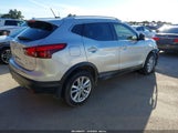 Nissan Rogue Sport Sv JN1BJ1CPXJW105148 photo