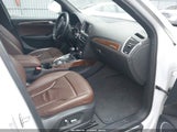 Audi Q5 2.0T Premium WA1LFAFPXFA048477 снимка