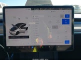 Tesla Model Y Long Range Dual Motor All-Wheel Drive 7SAYGAEE1RF088907 fotografie