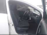 Toyota Rav4 Le JTMZFREV6JJ155100 снимка