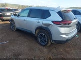 Nissan Rogue Sv Fwd 5N1BT3BA7RC694166 fotografie