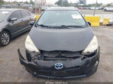 Toyota Prius C Three JTDKDTB39C1012152 снимка