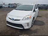 Toyota Prius Two JTDKN3DU3E0386204 снимка