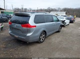 Toyota Sienna Le V6 8 Passenger 5TDKK3DC1ES410433 fotografie