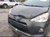 Toyota Prius C Three JTDKDTB37C1006530 снимка