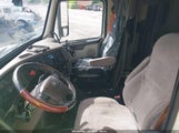 Volvo Vnl 4V4NC9EH8HN984646 снимка