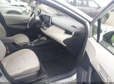Toyota Corolla Le JTDEPRAE5LJ068924 снимка