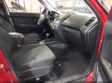 Kia Soul + KNDJT2A27B7346080 снимка