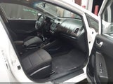 Kia Forte Lx KNAFK5A82H5679836 снимка