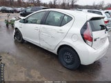 Toyota Prius C One JTDKDTB37G1135213 снимка