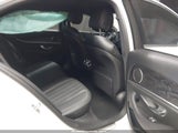 Mercedes-Benz E 300 WDDZF4JB1KA588619 снимка