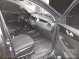 Kia Sorento 3.3L Lx 5XYPG4A58LG625093 photo