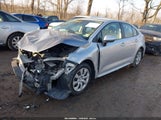 Toyota Corolla Le JTDEPRAE8LJ014503 снимка