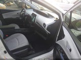 Toyota Prius Le JTDKARFU3K3097443 снимка