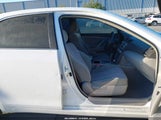 Toyota Camry Le 4T1BF3EK8AU521105 снимка