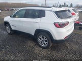 Jeep Compass Latitude 4X4 3C4NJDBN9ST617390 снимка