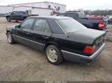 Mercedes-Benz 300 E WDBEA30D7LB152291 снимка