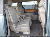 Chrysler Town & Country Limited 2A8HR64X88R703746 снимка
