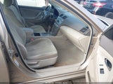 Toyota Camry Le 4T1BE46K98U774063 снимка
