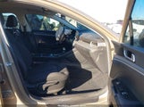 Kia K5 Lxs 5XXG14J23NG083352 photo