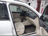 Volkswagen Tiguan S WVGAV7AX2GW601584 photo