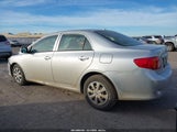 Toyota Corolla Le JTDBU4EE8AJ056353 снимка