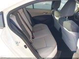 Toyota Corolla Le JTDEPRAE7LJ080492 снимка