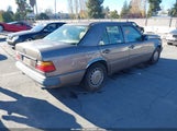 Mercedes-Benz 300 E WDBEA30D8MB297664 снимка