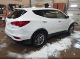 Hyundai Santa Fe Sport 2.4L 5NMZT3LB4JH066680 fotografie
