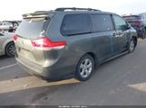 Toyota Sienna Le V6 5TDKK3DC3BS078538 снимка