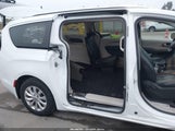 Chrysler Pacifica Touring L 2C4RC1BG2KR626933 fotografie
