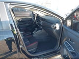 Nissan Versa 1.6 Sr 3N1CN8FV9SL830789 photo
