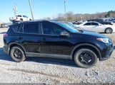 Toyota Rav4 Le 2T3BFREV4JW852283 снимка