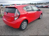 Toyota Prius C Two JTDKDTB32F1584085 снимка