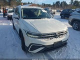 Volkswagen Tiguan 2.0T Se/2.0T Wolfsburg Edition 3VVMB7AXXRM081360 снимка