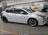 Toyota Prius Three Touring JTDKARFUXJ3058833 снимка