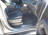 Chevrolet Tahoe 4Wd Lt 1GNSKNKD1MR107423 снимка