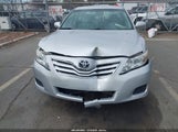 Toyota Camry Le 4T4BF3EK7AR012435 снимка