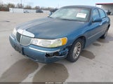 Lincoln Town Car Signature 1LNHM82W71Y640373 photo