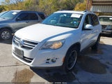 Volkswagen Tiguan Wolfsburg Edition WVGAV7AX7AW523813 photo